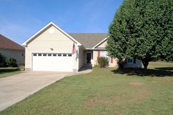  Bret Dr, Clarksville TN