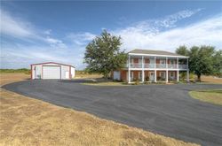  Merlin Dr, Sanger TX