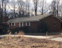 Pre-foreclosure in  BOAR SWAMP RD Sandston, VA 23150