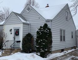 Pre-foreclosure in  5TH AVE NW Saint Paul, MN 55112