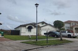 Pre-foreclosure in  SW 12TH TER Miami, FL 33194