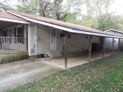 Pre-foreclosure in  KIOWA ST Edwardsville, IL 62025