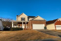 Pre-foreclosure in  SHADOWBROOK LN NE Huntsville, AL 35811