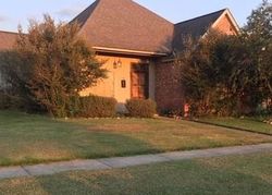  Woodside Dr, Zachary LA