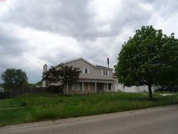 Pre-foreclosure Listing in WATERFORD WAY ISLAND LAKE, IL 60042