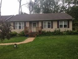 Pre-foreclosure in  N DARROW DR Antioch, IL 60002