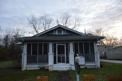 Pre-foreclosure in  KELLY ST Bessemer, AL 35020