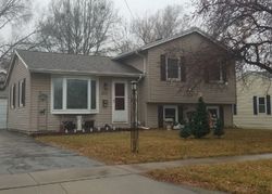Pre-foreclosure in  E 40TH CT Des Moines, IA 50317