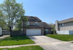 Pre-foreclosure in  GORDON TER University Park, IL 60484