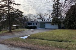 Pre-foreclosure Listing in MILDRED AVE GLEN ELLYN, IL 60137