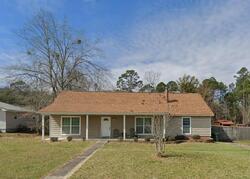 Pre-foreclosure in  EAGLE TER Cantonment, FL 32533