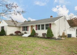 Pre-foreclosure in  PLYMOUTH RD Sicklerville, NJ 08081