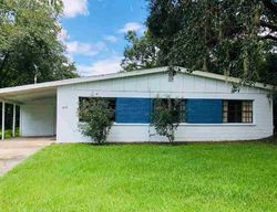 Pre-foreclosure in  NE 10TH TER Gainesville, FL 32609
