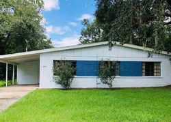 Pre-foreclosure in  NE 10TH TER Gainesville, FL 32609