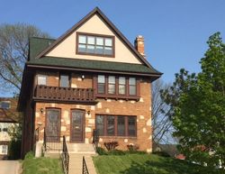Pre-foreclosure in  N MURRAY AVE Milwaukee, WI 53211