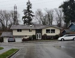 Pre-foreclosure in  LINCOLN CT SE Renton, WA 98055