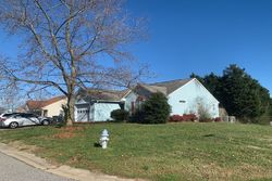 Pre-foreclosure in  COLLIER CRES Suffolk, VA 23434