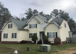 Pre-foreclosure in  BARNWOOD DR Richmond, VA 23234