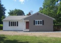 Pre-foreclosure Listing in KING ST LITTLETON, MA 01460