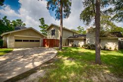 Pre-foreclosure Listing in OAK LEAF ST LA PORTE, TX 77571