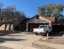 Pre-foreclosure in  N LANGUR PL Tucson, AZ 85742