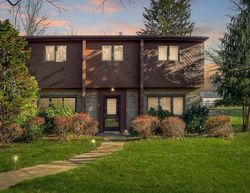 Pre-foreclosure Listing in MEADOW RD ALLISON PARK, PA 15101