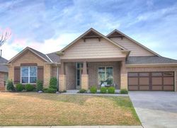 Pre-foreclosure in  CARRINGTON LN Norman, OK 73072