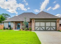 Pre-foreclosure in  TRANQUILO LN Edmond, OK 73034