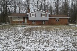 Pre-foreclosure in  WEILACHER RD SW Warren, OH 44481