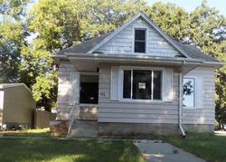 Pre-foreclosure in  5TH ST NW Minot, ND 58703