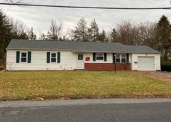 Pre-foreclosure in  3RD ST Canastota, NY 13032