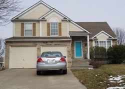 Pre-foreclosure in  SE WINCHESTER DR Lees Summit, MO 64063