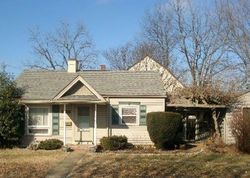 Pre-foreclosure in  MORTON AVE New Albany, IN 47150