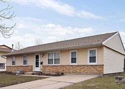 Pre-foreclosure in  NEWBERRY DR Streamwood, IL 60107