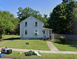 Pre-foreclosure in  PLEASANT ST Windsor, CT 06095
