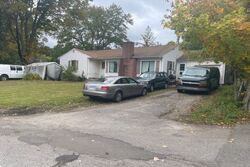 Pre-foreclosure in  HUDSON ST Bethel, CT 06801