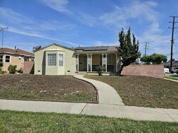 Pre-foreclosure in  WALNUT AVE South Gate, CA 90280