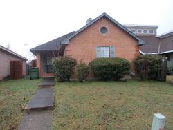 Pre-foreclosure in  GATSBY LN Montgomery, AL 36106