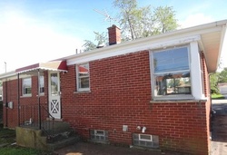 Pre-foreclosure in  W 29TH ST Chicago Heights, IL 60411