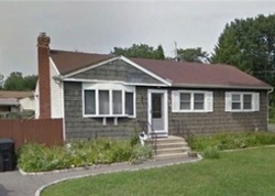  Ohio Ave, Bay Shore NY