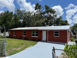 Pre-foreclosure in  KETTLES AVE Lakeland, FL 33805