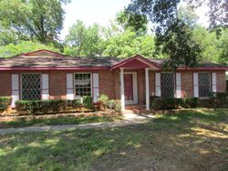 Pre-foreclosure in  FOREST AVE Jackson, MS 39206