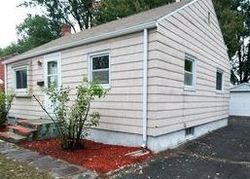 Pre-foreclosure Listing in LAWRENCE ST EAST HARTFORD, CT 06118