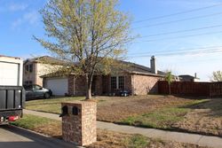 Pre-foreclosure in  MARIETTA DR Arlington, TX 76017