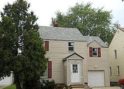 Pre-foreclosure in  GROSVENOR RD Cleveland, OH 44118