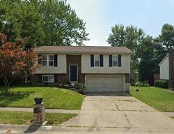 Pre-foreclosure in  NATHANIAL DR Cincinnati, OH 45240