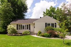 Pre-foreclosure in  BARNWELL DR White Plains, NY 10607
