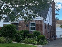 Pre-foreclosure in  237TH ST Elmont, NY 11003