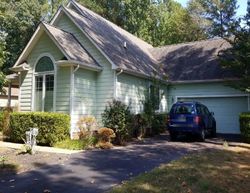 Pre-foreclosure in  KING CHARLES DR Issue, MD 20645