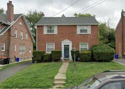 Pre-foreclosure in  E AVON RD Brookhaven, PA 19015